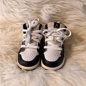 Nike Air Jordan 1 Mid TD ‘White Shadow’ Toddler Shoes